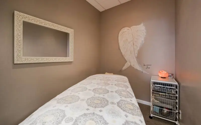 Chiropractic Center treatment bed